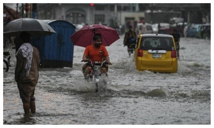 54 people killed in 24-hours of heavy monsoon rain in Pakistan
