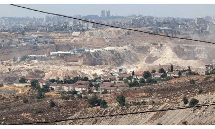 Clashes at West Bank march against settler outpost