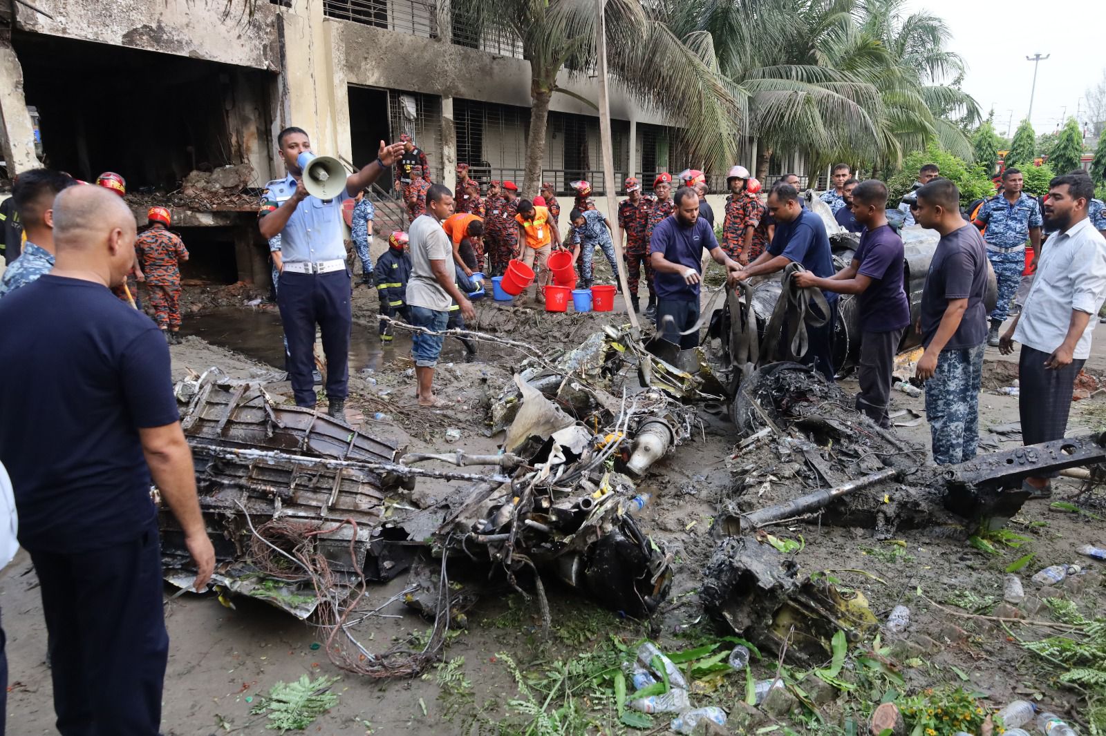 FSCD wraps up rescue operation in Uttara’s aircraft crash