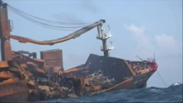 Sri Lanka orders Singapore shipowner to pay US$1 bn over marine disaster