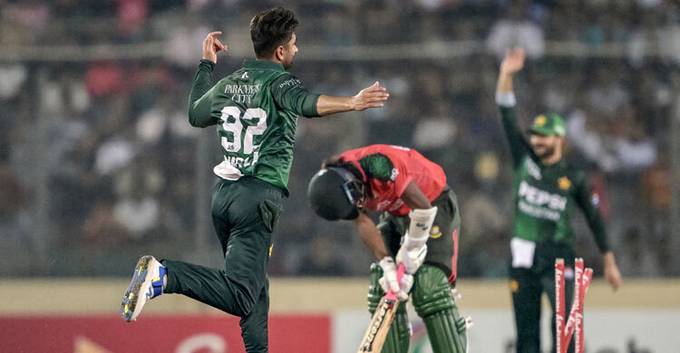 Bangladesh suffer 74-run defeat to Pakistan in 3rd T20