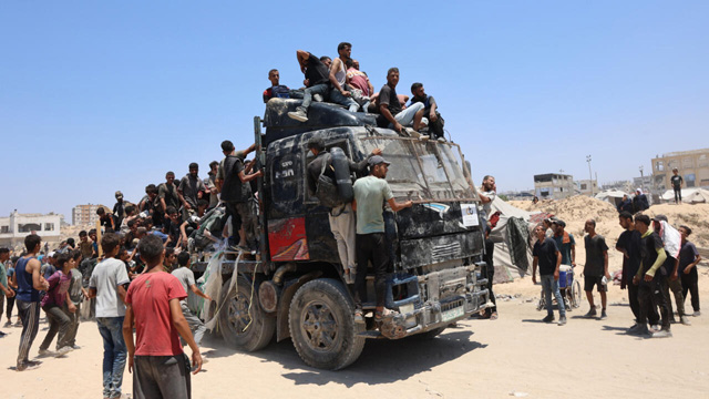 Why are Gazans not getting sorely needed aid?