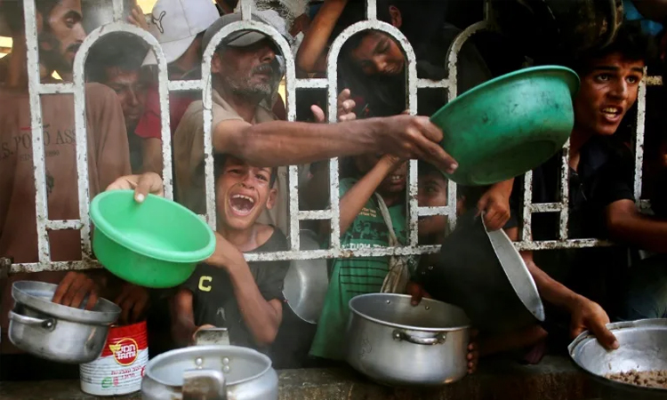 Aid groups warn of starving children as European powers discuss Gaza