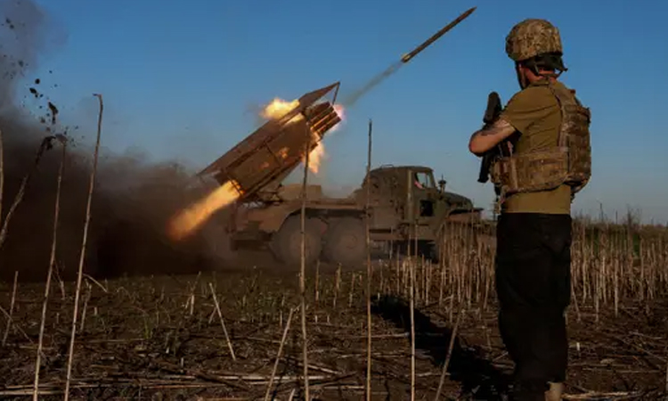 At least 3 killed as Russia, Ukraine exchange strikes