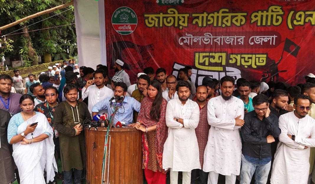Attempts underway to run country under old system: Nahid