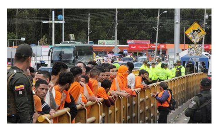 Ecuador deports more than 600 Colombian inmates as Bogota cries foul