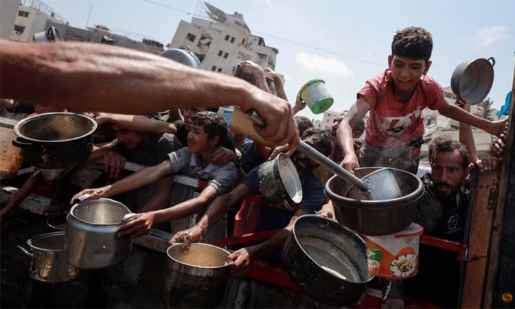 Gaza famine warning as Israel resists ceasefire calls