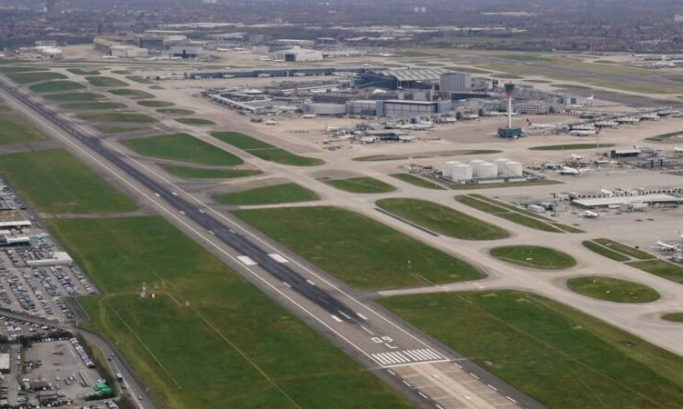 Heathrow unveils £49 bn expansion plan for third runway