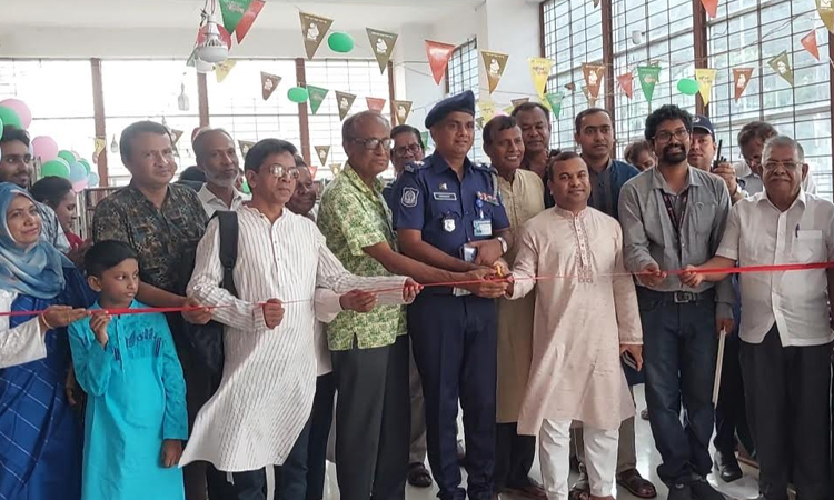 Five-day mobile book fair kicks off in Natore 