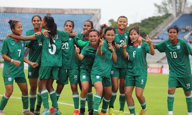 Women's football team off to Laos