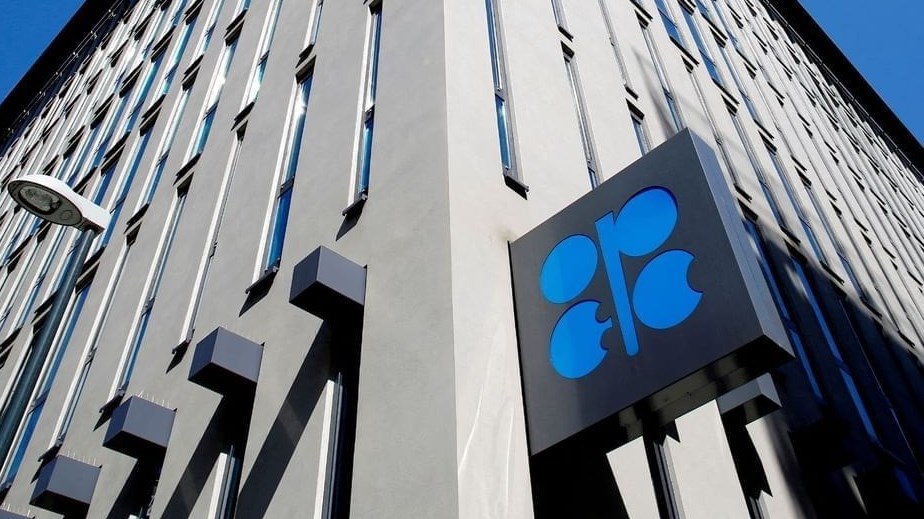 Eight OPEC+ countries raise production by 547,000 bpd