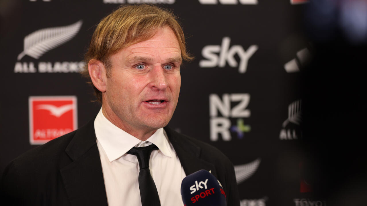 Robertson names one uncapped player in All Blacks squad
