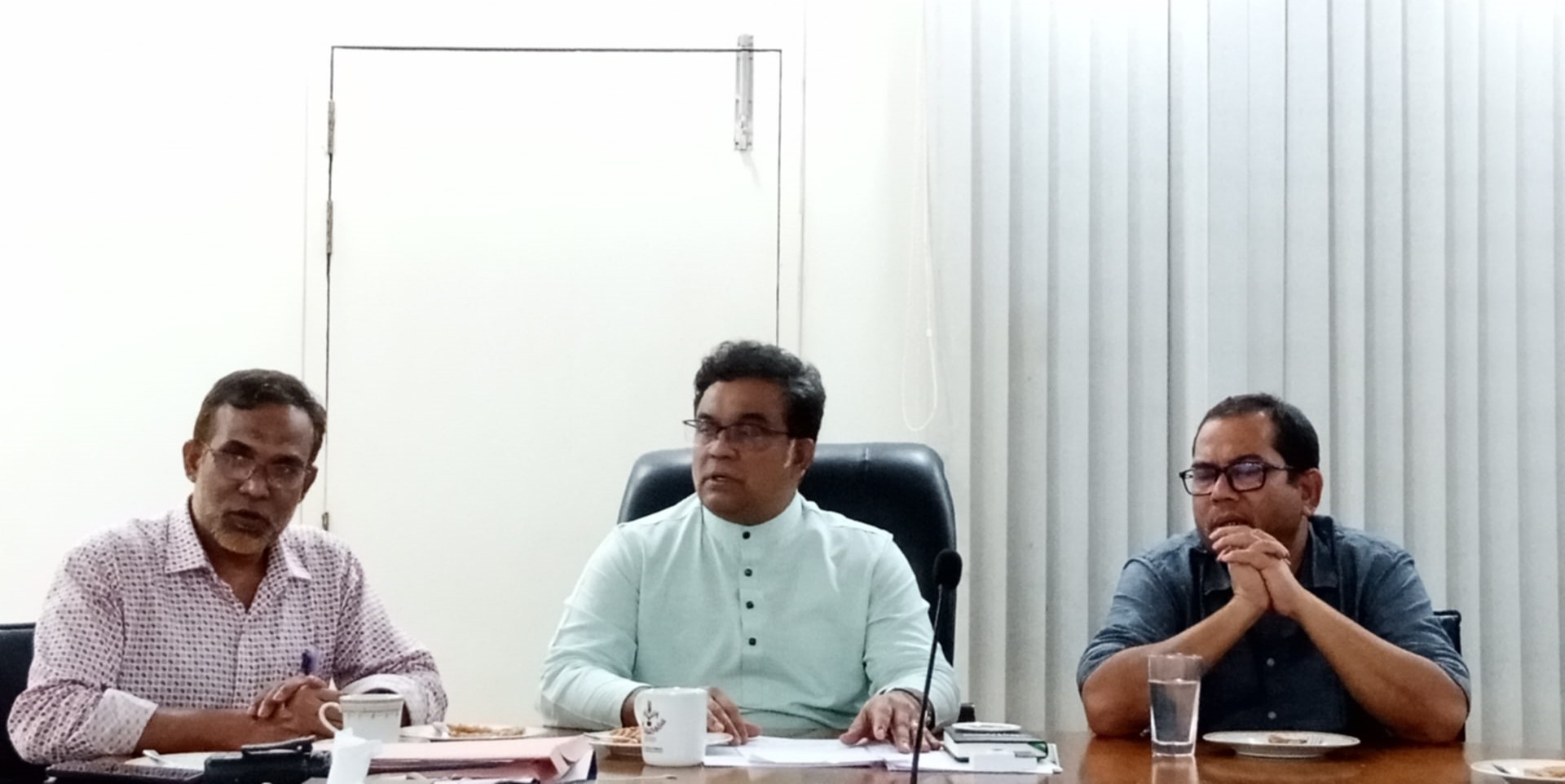 JU expels 110, revokes certificates of 79 BCL men over uprising attacks