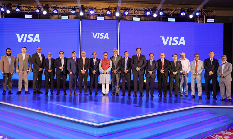 Visa recognizes 17 companies for contribution to digital economy
