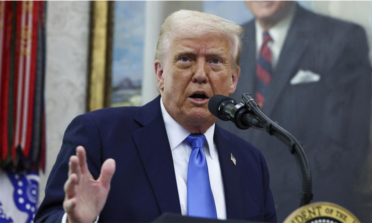 Investors walk fine line as Trump tariffs temper rate hopes