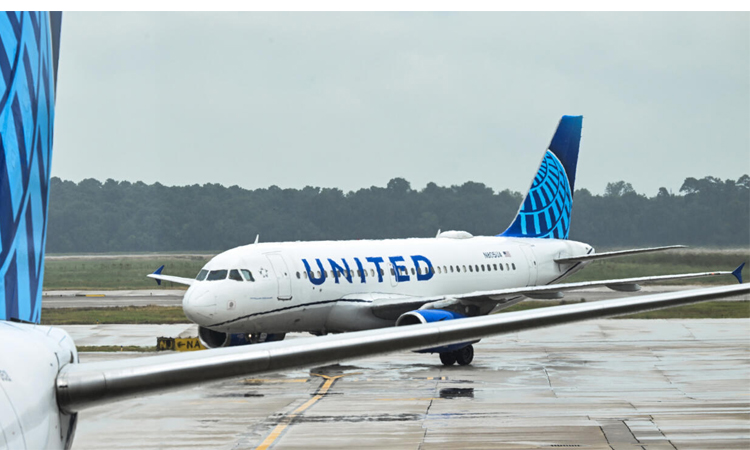 United Airlines flights grounded in the US