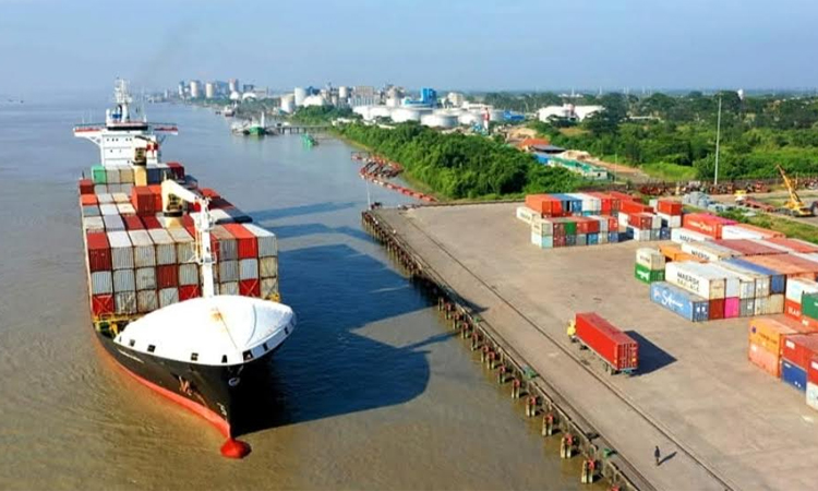 80 ships dock at Mongla Port in first 37 days of FY-26