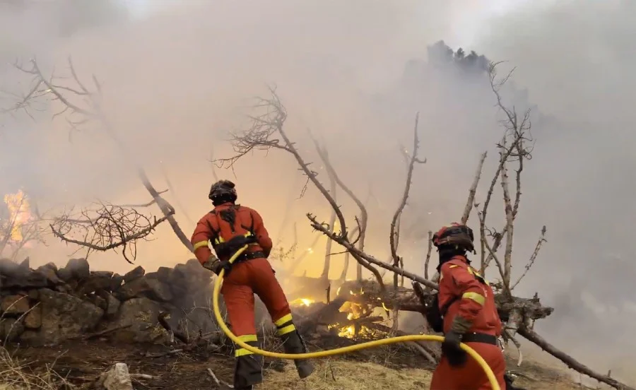 Over 1,000 evacuated in north-west Spain wildfires