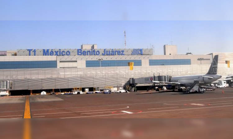 Mexico airport suspends operations due to floods