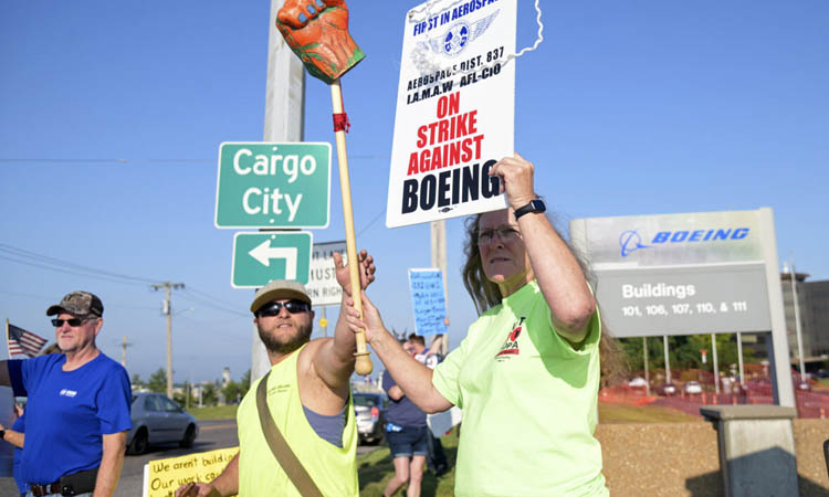 Striking Boeing defense workers turn to US Congress