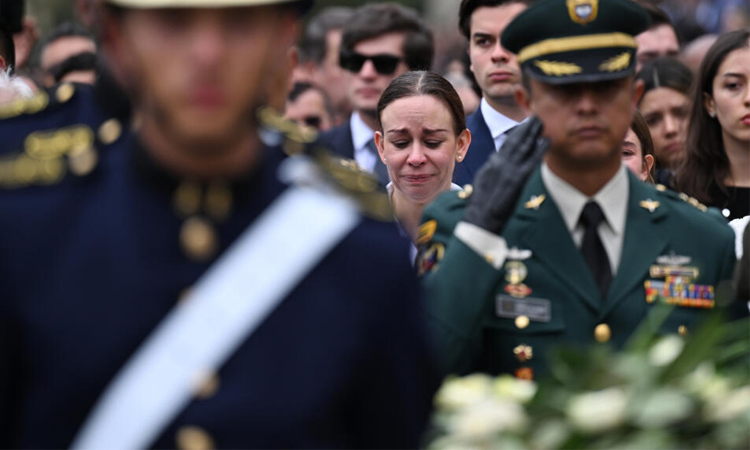 Colombia buries assassinated presidential candidate