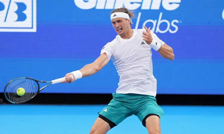 Zverev finishes overnight job at Cincinnati Open