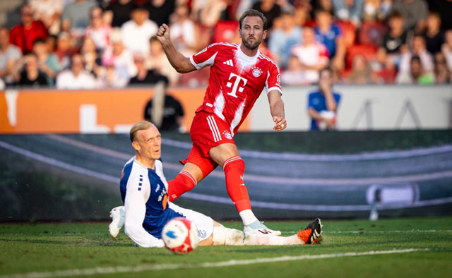 Bayern's Bundesliga crown up for grabs after rocky summer
