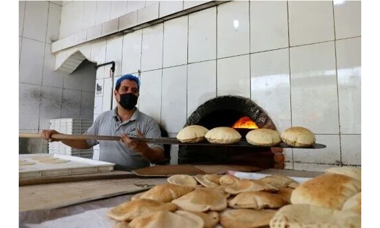 'Like hell': Indoor heat overwhelms Saudi Arabia's cooks, bakers