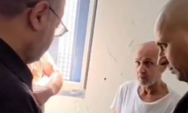 Israeli far-right minister confronts prominent Palestinian inmate