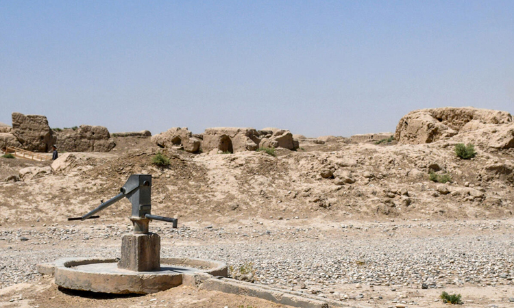 From drought to floods, water extremes drive displacement in Afghanistan