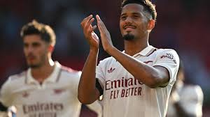 Arsenal battle to beat Man Utd, world champions Chelsea held by Palace