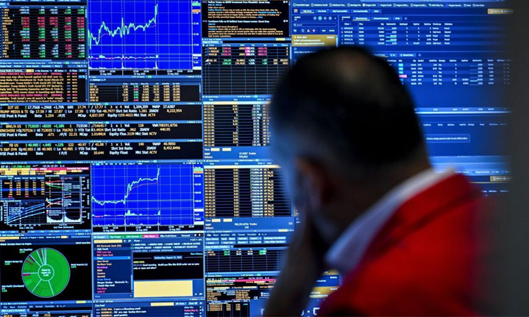 Asia stocks up, oil down before Trump-Zelensky talks