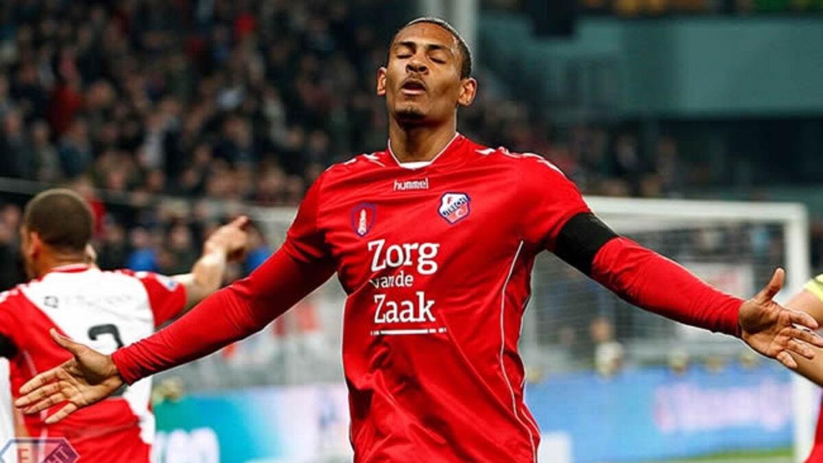 Haller leaves Dortmund for Utrecht on permanent deal