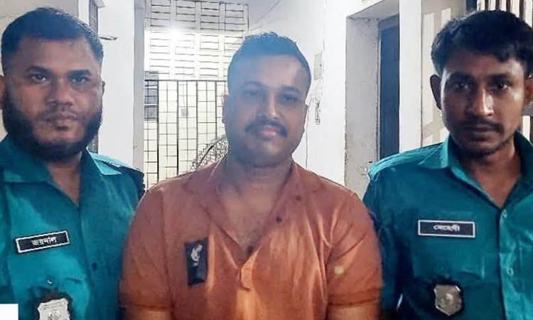 Ex-Minister Tipu Munshi's PA Lavlu arrested in Rangpur