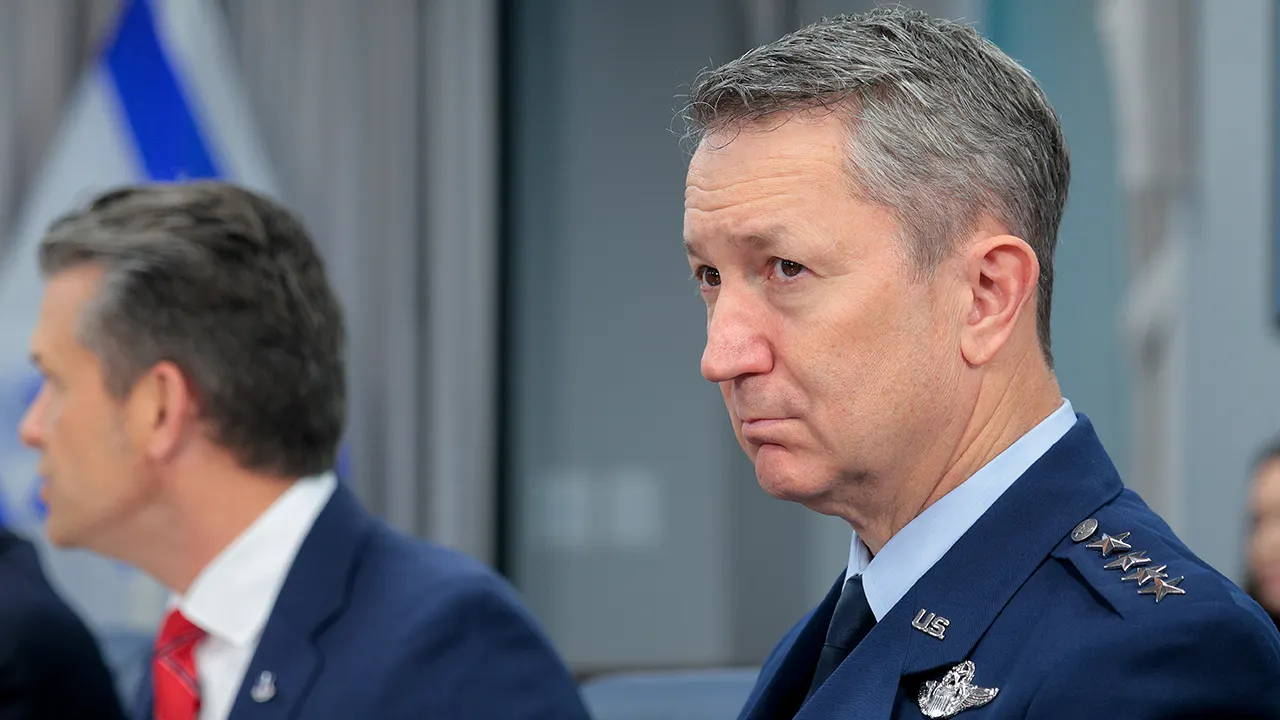 NATO chiefs to discuss Ukraine security guarantees
