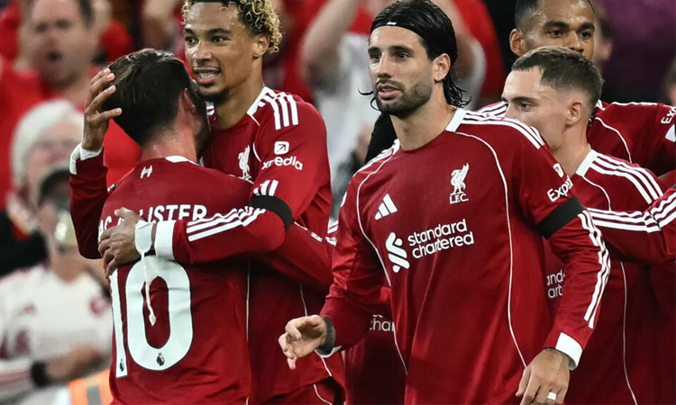 Newcastle host Liverpool amid Isak stand-off, Spurs test new-look Man City