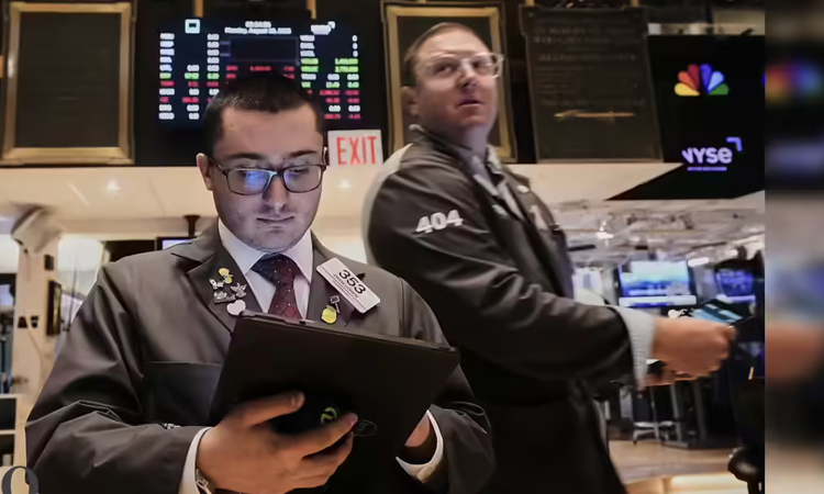 Asian markets creep up as investors await key speech