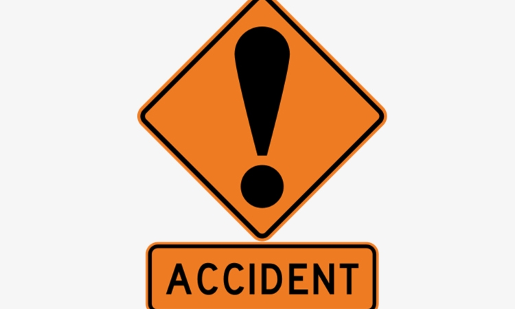 15 injured as bus, truck collide head-on in Jhenaidah