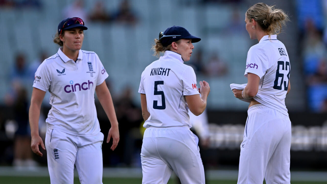 England include ex-skipper Knight in Women's World Cup squad as Cross misses out