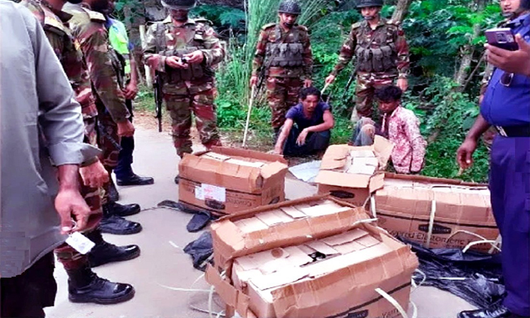 Two held with 1,079 bottles of rectified spirit in Rangpur