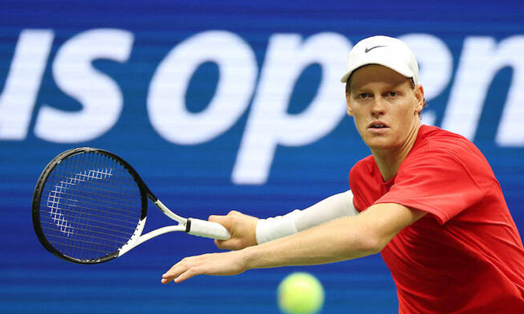 Sinner, Swiatek, Gauff launch US Open title bids