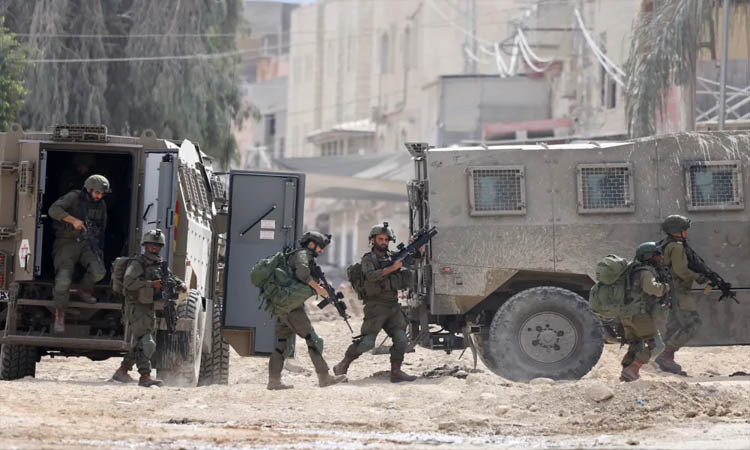 Israeli forces seize nearly $450,000 in West Bank raid