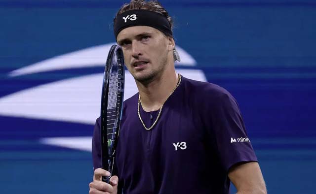 Zverev sweeps into US Open third round