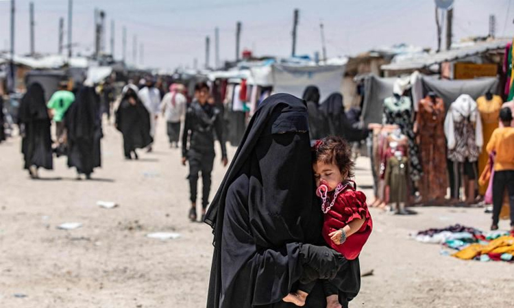 More than 800 Iraqis repatriated from notorious Syria camp