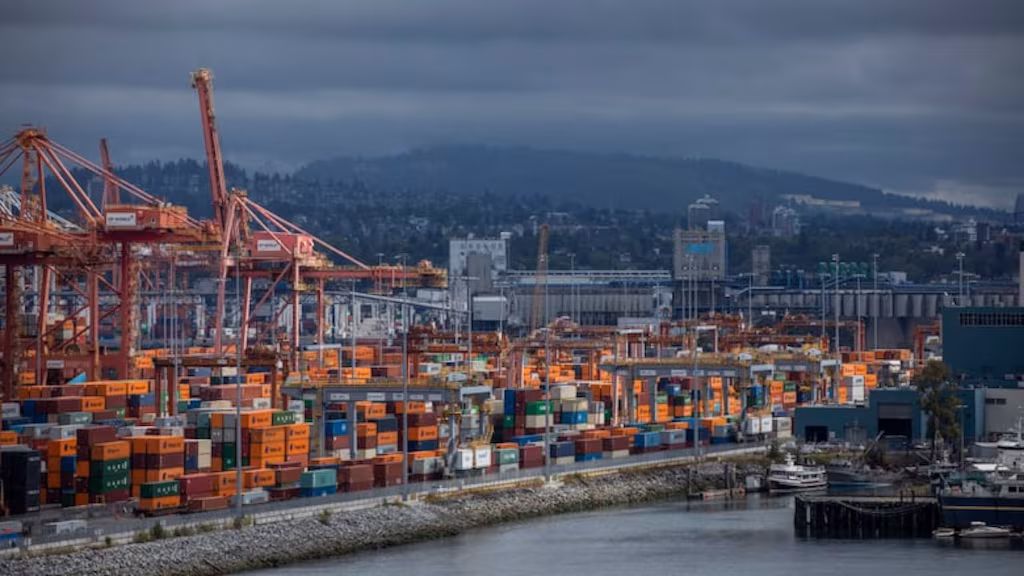 Canadian economy shrinks 1.6% in Q2 as tariffs hit     