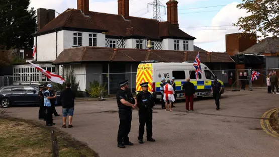 Three arrested after appeals court ruling on UK migrant hotel