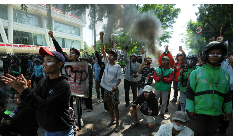 Thousands protest in Indonesia as military deployed in capital