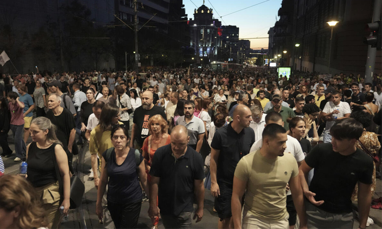 Serbian students march in latest anti-graft protest