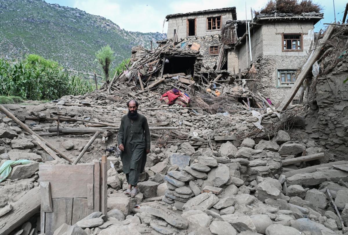 Afghanistan quake toll rises to more than 1,400: govt spokesman