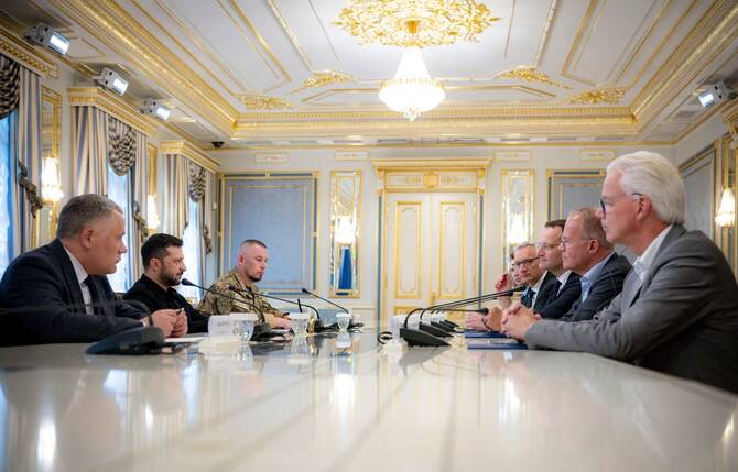Germany to propose boosting Ukraine's defences at allies' meet